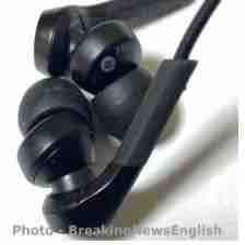 An ESL lesson on Music Lyrics  - Songs with non-English lyrics are becoming more popular