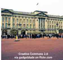An ESL lesson on Buckingham Palace  - Prince Harry not allowed to stay at Buckingham Palace 